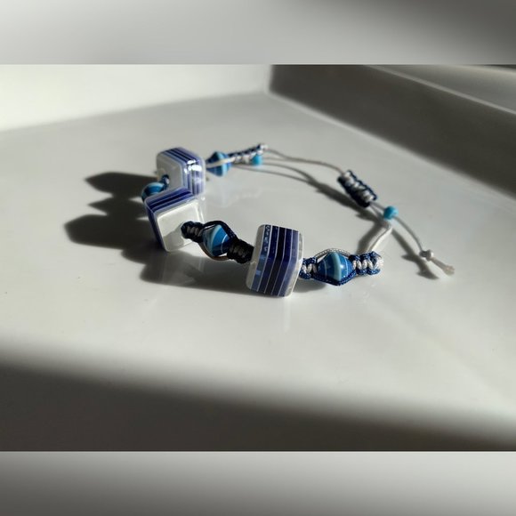 Swarovski Beaded Crochet Handmade Bracelet - Picture 5 of 6